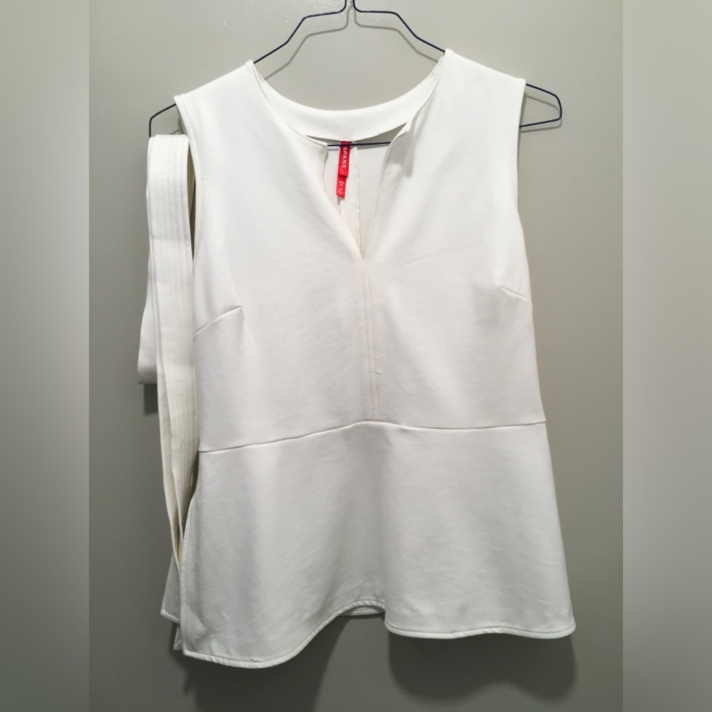 Spans Top Women’s M NWOT